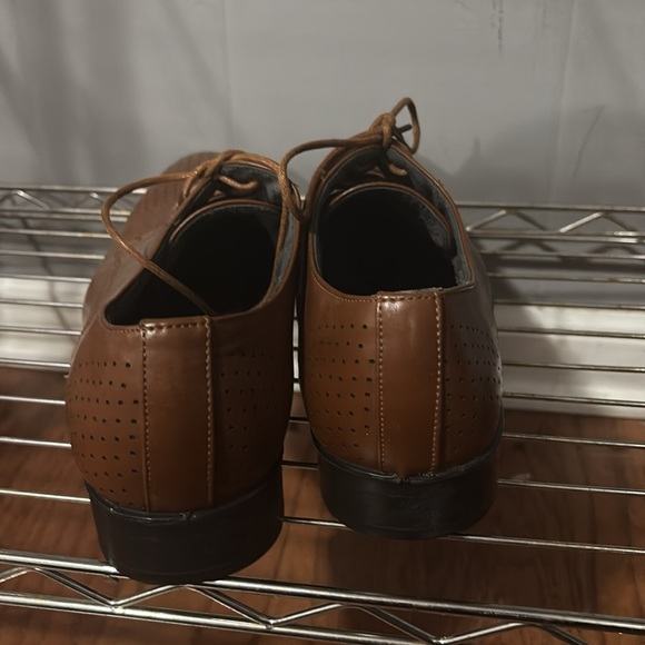 Soft stags memory foam size 10.5 men’s dress shoes - Picture 3 of 6